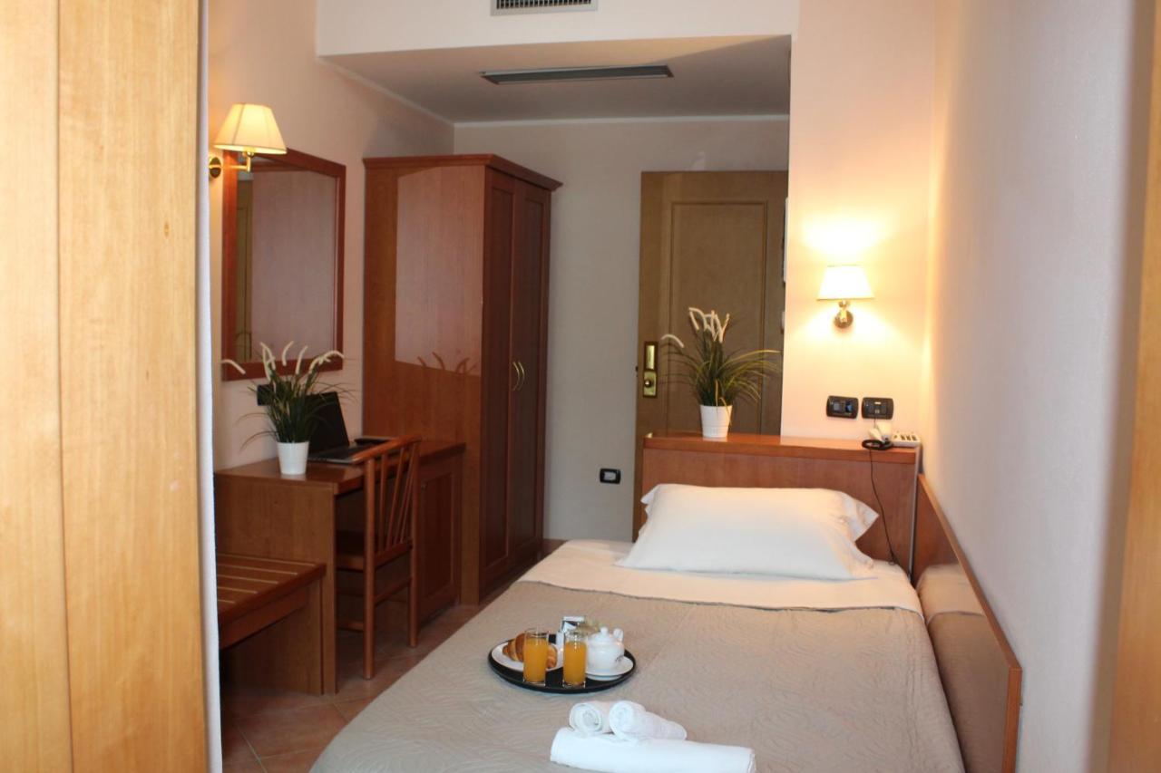Depandance Hotel Jole 체제나티코 외부 사진